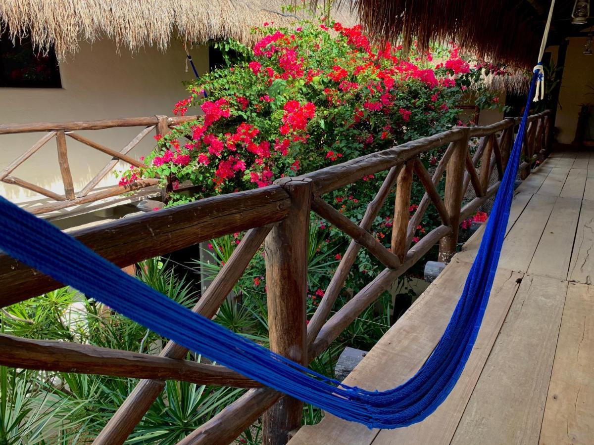 Lo Nuestro Petit Hotel ตูลุม ภายนอก รูปภาพ
