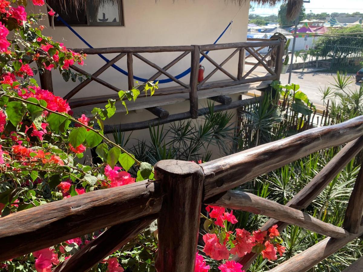 Lo Nuestro Petit Hotel ตูลุม ภายนอก รูปภาพ
