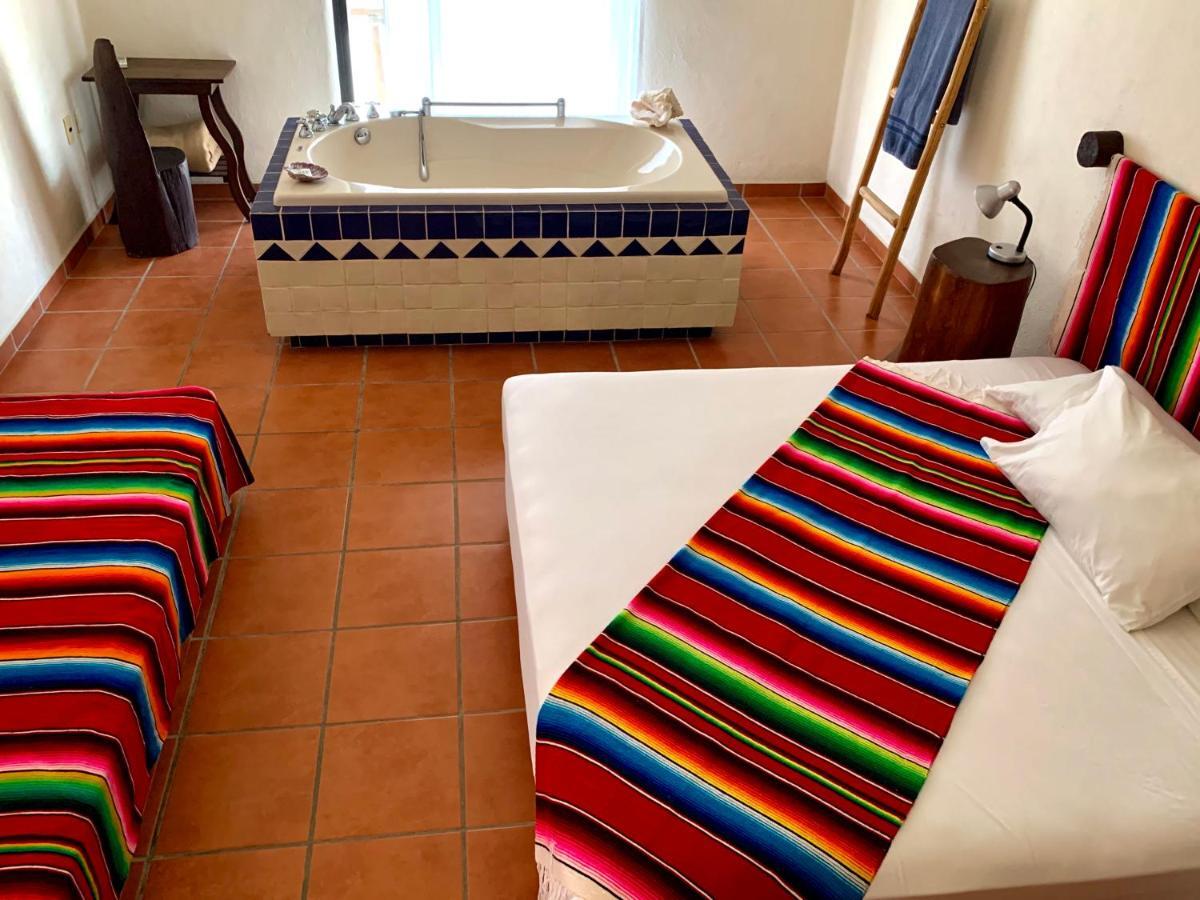 Lo Nuestro Petit Hotel ตูลุม ภายนอก รูปภาพ